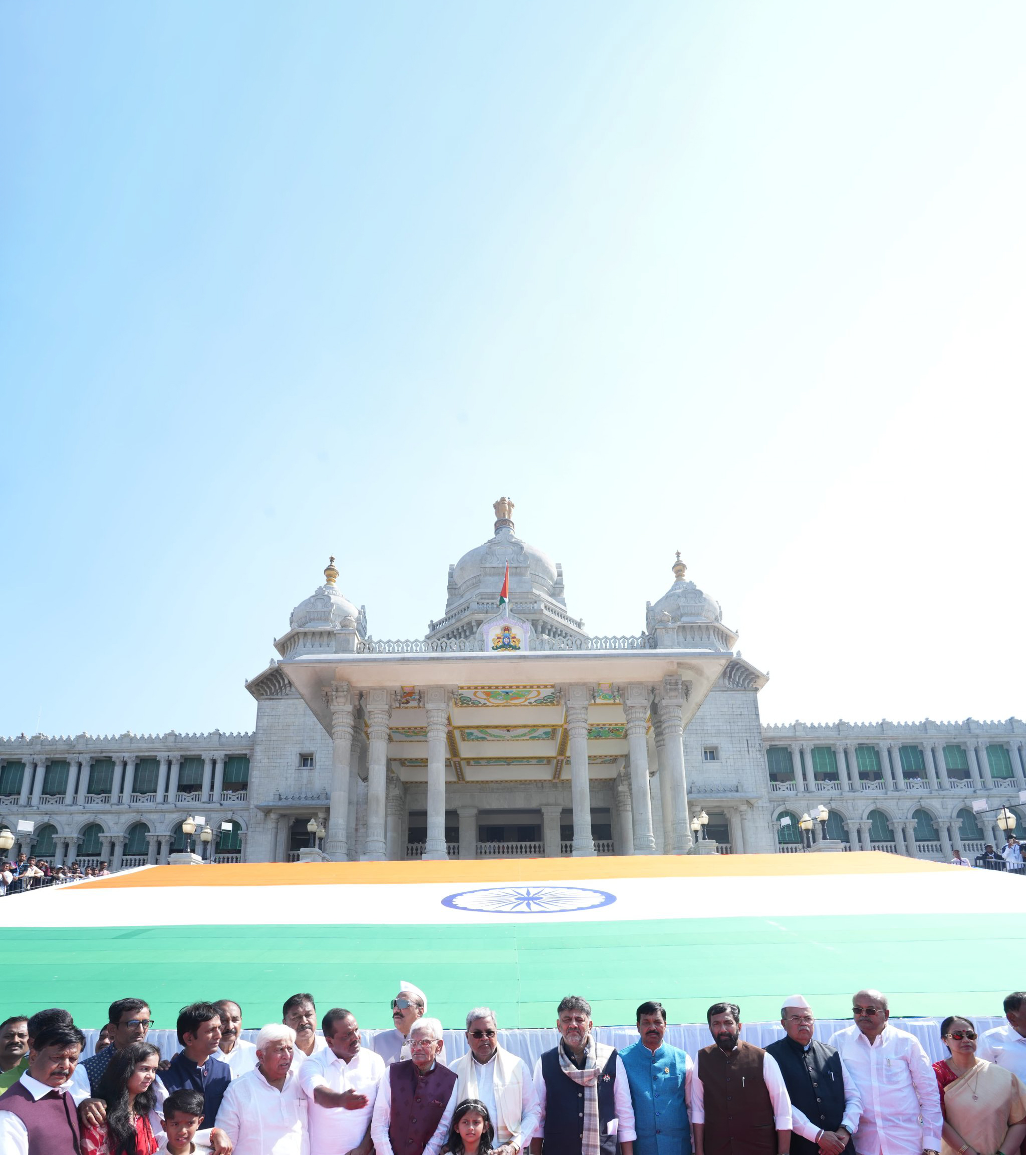 World’s 2nd-largest khadi flag now in Belagavi