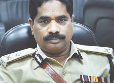 A top cop’s tumble